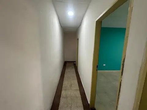 Oficina 3 ambientes con 1 baño