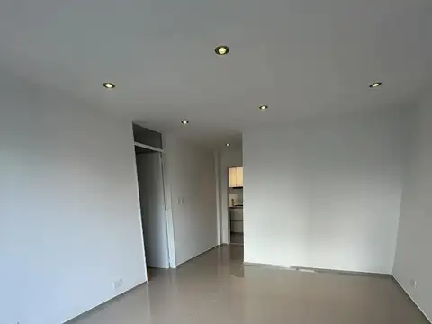 Darregueyra 2300, Piso 8