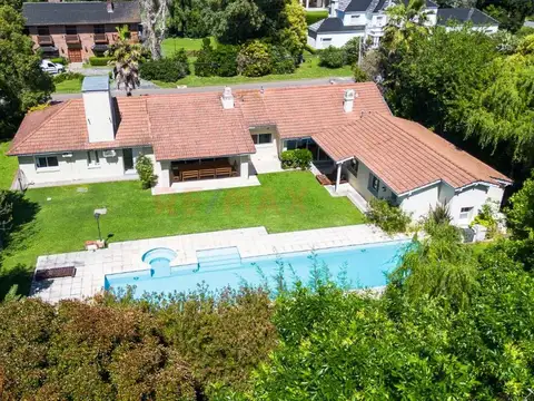 VENTA CASA COUNTRY BARRIO SAN DIEGO AMOBLADA