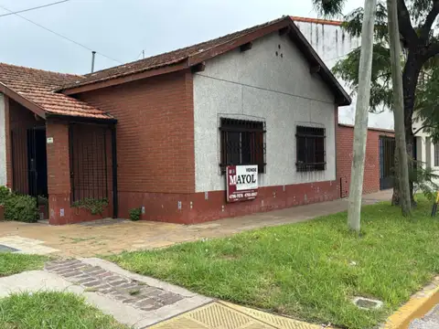 (RESERVADA) CHALET 3 AMBIENTES EN CARAPACHAY