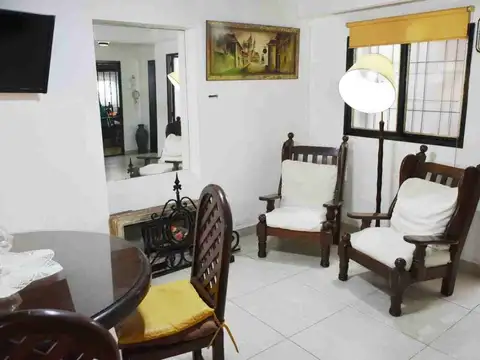 Depto Tipo Casa en Venta 45 años