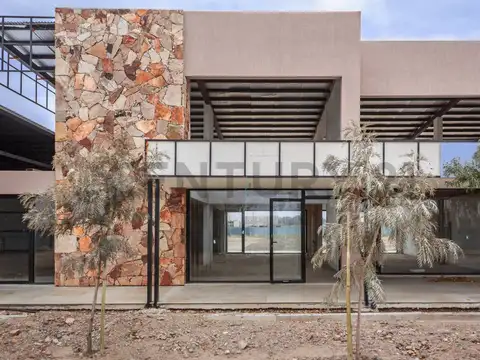 LOCAL EN VENTA CENTRO COMERCIAL BOSQUE