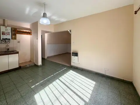 Casa en Alquiler con 1 cochera