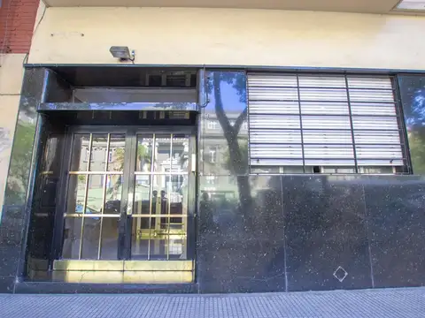 3 Ambientes con dependencia Super Amplio y Luminoso!