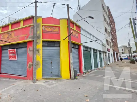 Local en Dg. 74 Nro. 2350