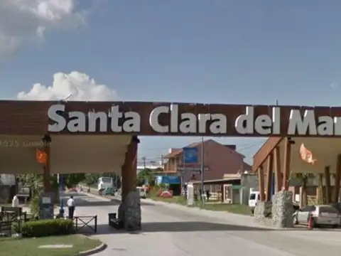 Avenida Acapulco e/ Del Arroyo y Málaga