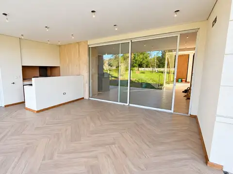 VENTA CASA A ESTRENAR BARRIO SANTO TOMAS PILAR