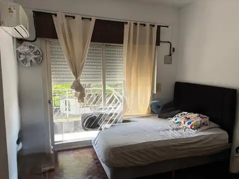 Depto Tipo Casa en Venta 40 años