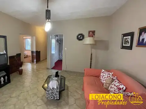Casa multifamiliar c/parque - Crisóstomo Álvarez 5800 - Loiacono Propiedades