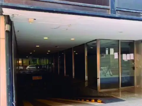 Venta de Cochera en San Nicolás ¡Oportunidad de Inversión!