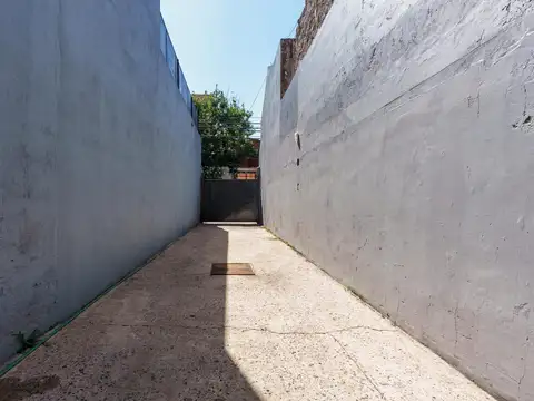 Galpón en venta barrio echesortu