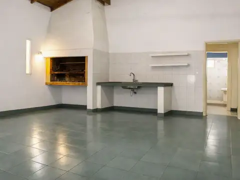 Venta casa 3 ambientes Colinalegre
