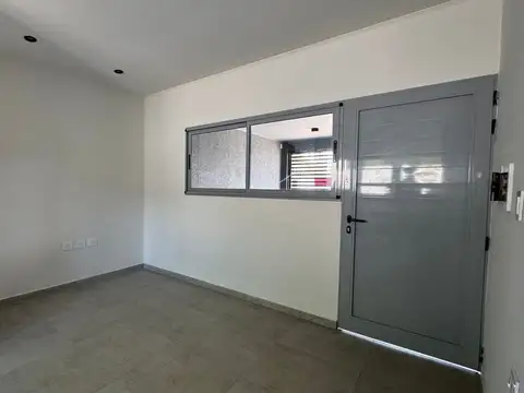 Depto Tipo Casa en Venta de 3 ambientes
