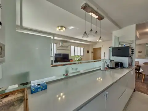 Departamento 4 ambientes con 2 baños