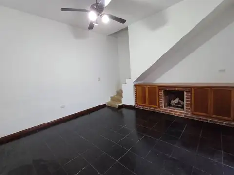 Depto Tipo Casa en Venta en Liniers, USD 94.900