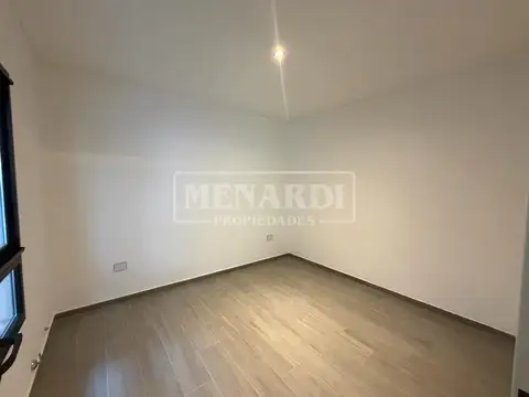Depto Tipo Casa en Venta en Villa Ballester, USD 128.000