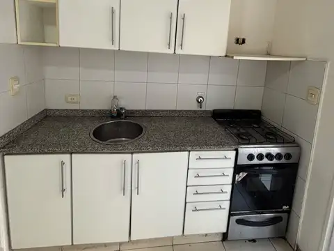 Departamento en Alquiler en Flores Norte, $ 600.000