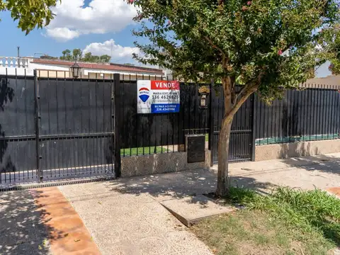 Casa de 3 dorm en San Nicolás. 