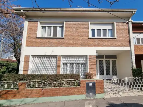Casa Chalet  en Venta en San Isidro, G.B.A. Zona Norte, Argentina