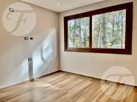 Casa 3 ambientes con 2 baños