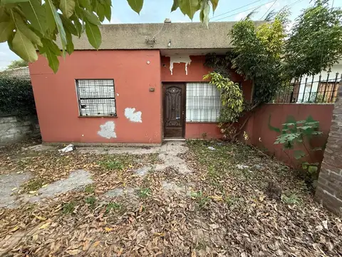 VENTA LOTE  EN LONGCHAMPS 
