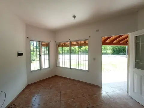 Casa en Venta con 4 cocheras
