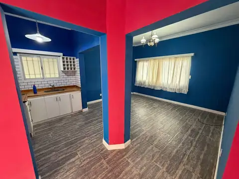 Casa 4 ambientes con 1 baño