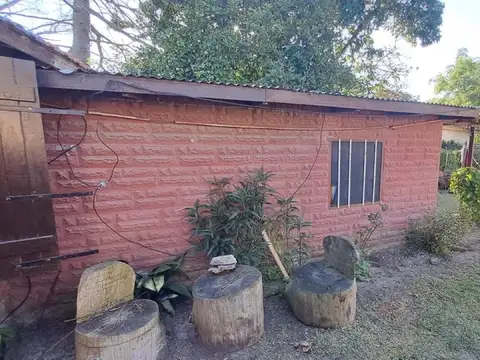 Casa en venta - 2 Dormitorios 1 Baño - Villa Gesell