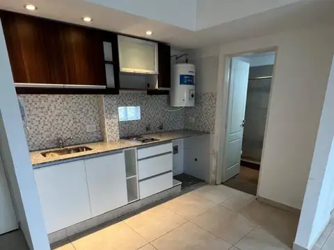 Departamento en Alquiler en Ramos Mejia, $ 450.000