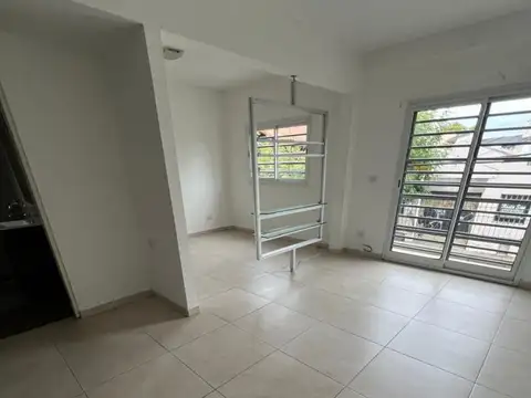 Departamento - Alquiler - Argentina, La Matanza - SUCRE 94