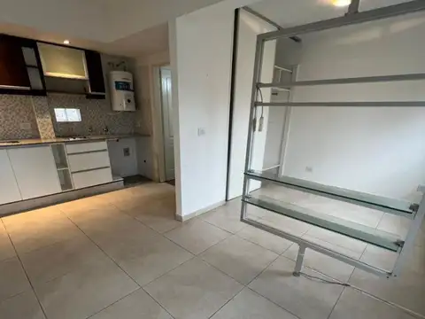 Departamento en Alquiler con 1 cochera