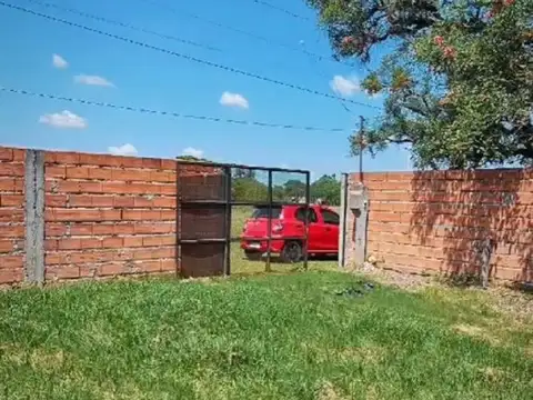 Casa 3 ambientes con 1 baño