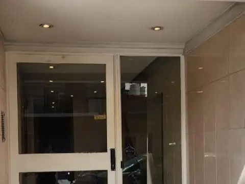 Departamento 2 ambientes en Balvanera con balcon contrafrente