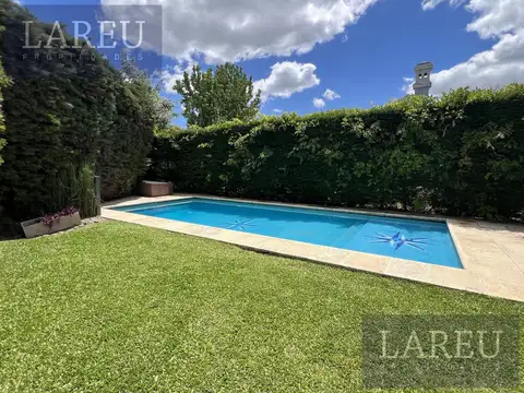 Casa en Alquiler de 4 dormitorios