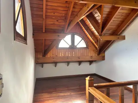 Depto Tipo Casa en Alquiler de 2 dormitorios