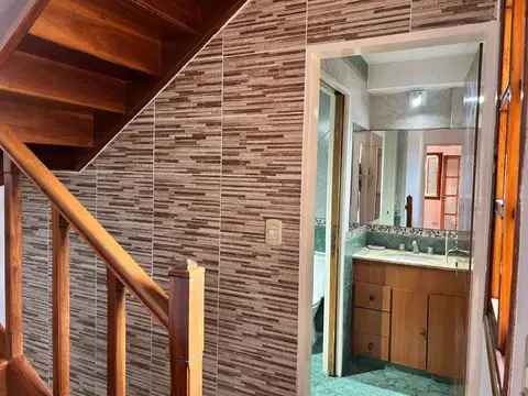 Depto Tipo Casa 4 ambientes con 1 baño