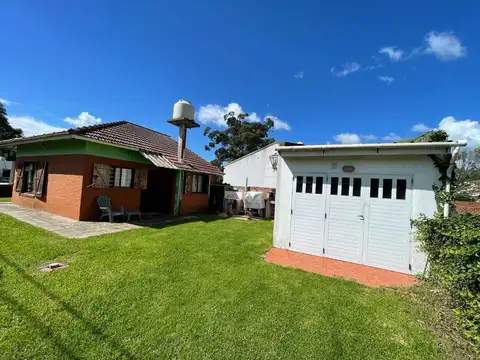 VENTA CASA 3 AMBIENTES CON COCHERA SANTA CLARA