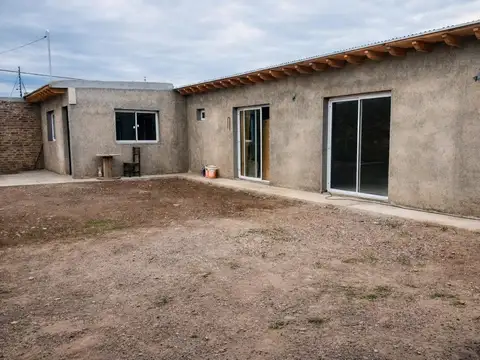 CASA EN  VENTA - COQUIMITO MAIPÚ