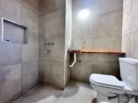 Quincho con piscina y proyecto en Piñero