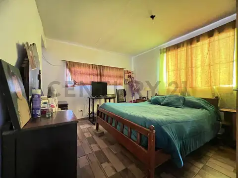 Venta casa con pileta -Barrio Nogale de Solar-
