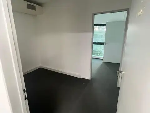 oficina Belgrano alquiler 92 m2 2 cocheras Obligado entre Sucre y Echeverria
