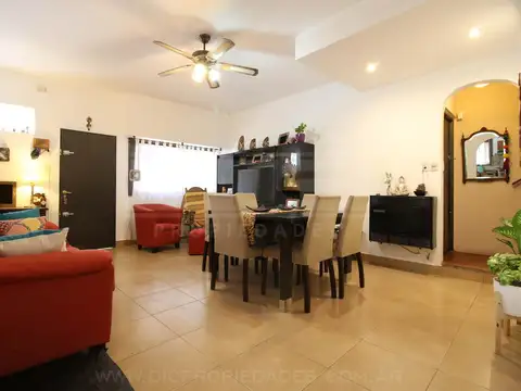 Depto Tipo Casa en Venta de 4 dormitorios
