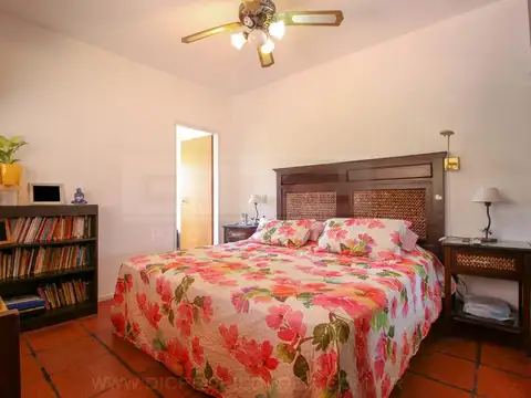 Depto Tipo Casa en Venta con 1 cocheras