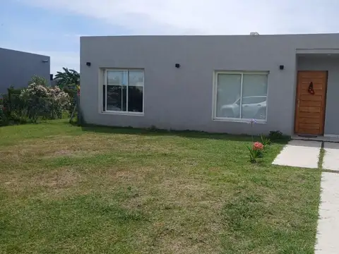 Casa en Alquiler de 3 dormitorios