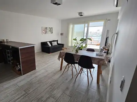Departamento en Alquiler con 1 cocheras