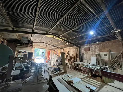 Galpon en Venta en Lisandro Olmos Etcheverry, USD 100.000