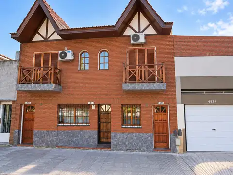 Depto Tipo Casa en Venta de 3 ambientes