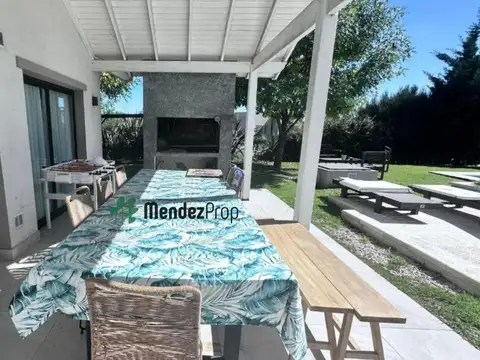 Casa en Alquiler de 5 dormitorios