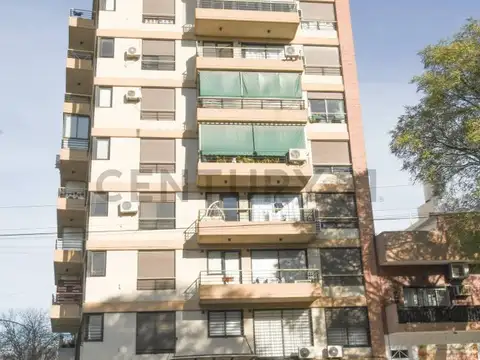 VENTA DEPTO 3 AMB AL FRENTE CON PATIO PROPIO EN VILLA LUGANO!