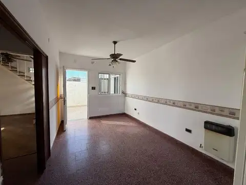 Departamento 4 ambientes con 1 baño